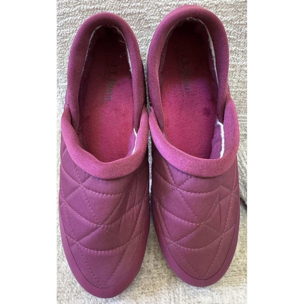 EUC L.L.Bean Women 9 Ultralight Waterproof PrimaLoft slip-on shoe quilted purple